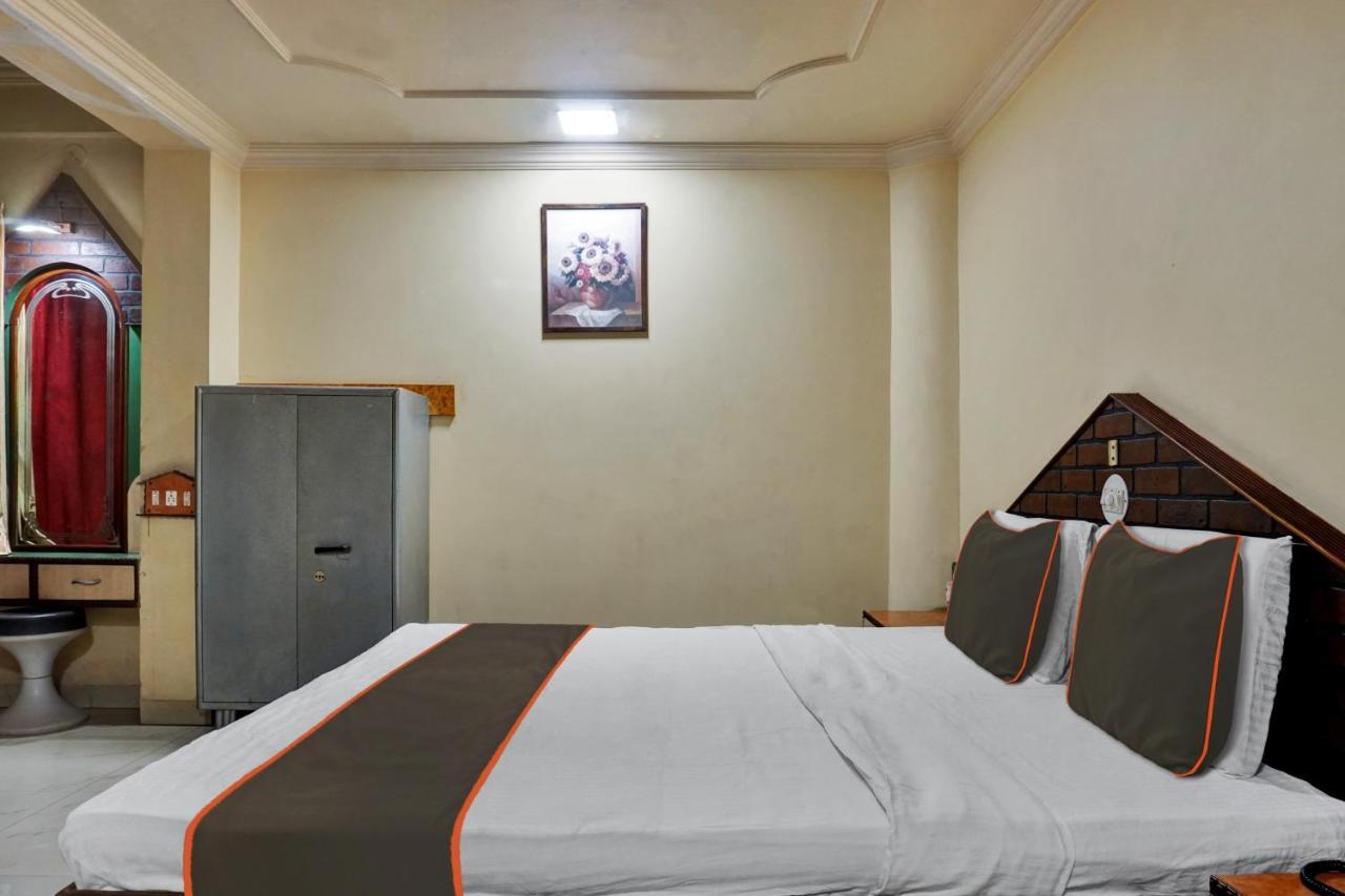 Collection O Shiv Hotel Pune